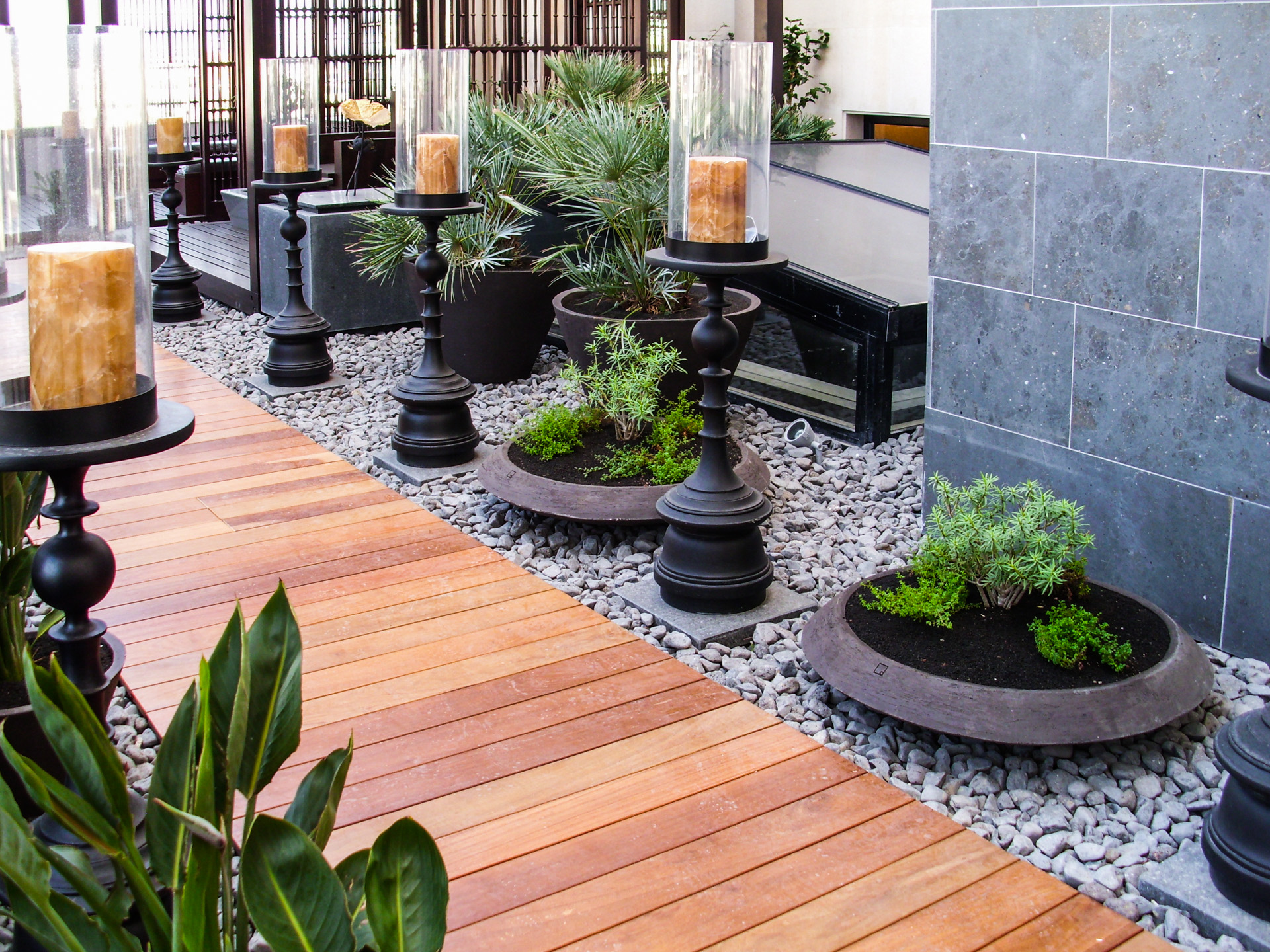 Los mejores jardineros para crear ambientes artificiales verdes